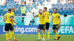Швеция: играют без мяча, мало бьют по воротам, плохо пасуют – но красавцы