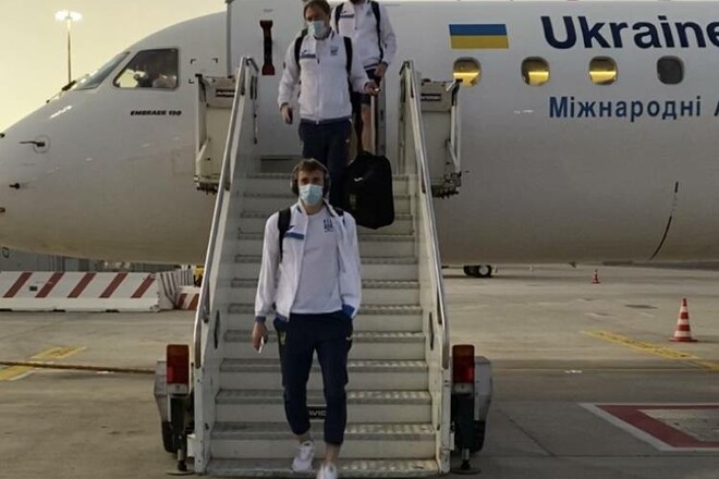 ФОТО. Збірна України прибула до Риму на матч Євро-2020 проти Англії