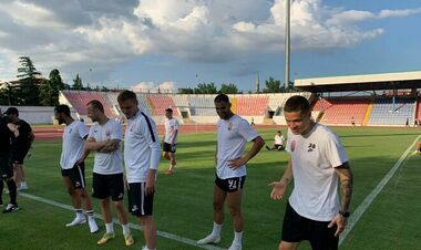 Заря и Днепр-1 договорились о переносе контрольного матча