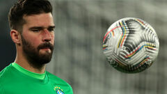 Ливерпуль близок к продлению контракта с Алиссоном до 2026 года