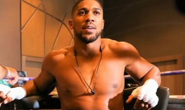 ВІДЕО. Легкий на ногах. Джошуа показав, як готується до Усика