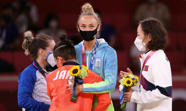 Перша медаль України на Олімпіаді, перемоги Шахтаря і Берінчика