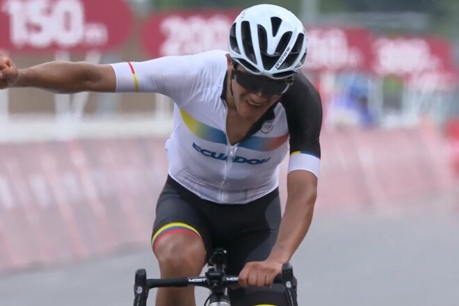 Велоспорт. Еквадорець Карапас - олімпійський чемпіон в груповій гонці
