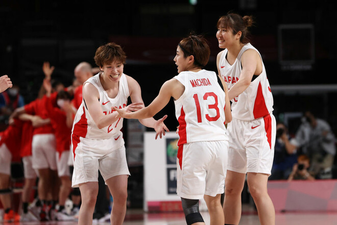 Япония вышла в финал женского баскетбольного турнира Олимпиады