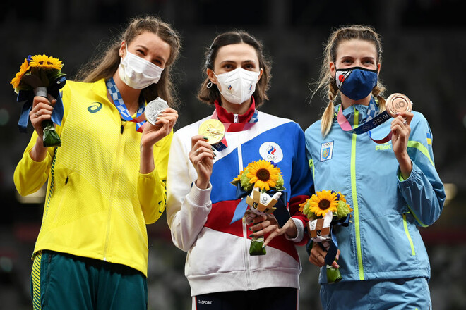Четыре медали украинцев на Олимпиаде, поражение Шахтера, трофей Лестера