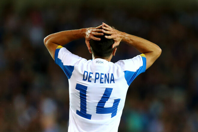 ВІДЕО. Де Пена не забив пенальті. Фаворов відповів, пробивши у штангу