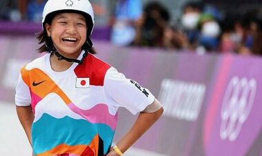 Наймолодшою чемпіонкою ОІ-2020 стала Момідзі Нісія