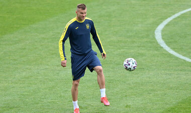 Ярмоленко потрапив у шорт-лист Галатасарая, Ломаченко поб'ється з Коммі