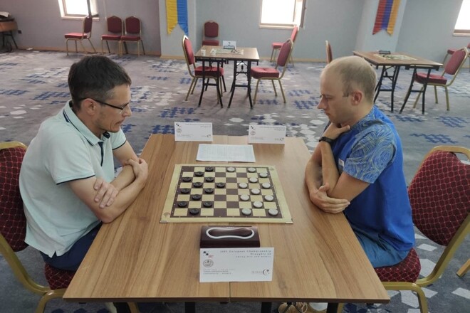 Українець Анікєєв виграв ЧЄ-2021 з шашок-64, здолавши у фіналі росіянина