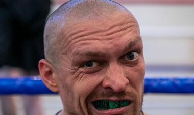 ФОТО. Усик готується бити Джошуа