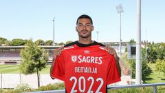 Бенфика подписала хавбека Марселя