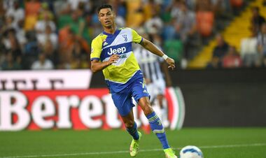 Журналист: Манчестер Сити предложил Роналду контракт на два года