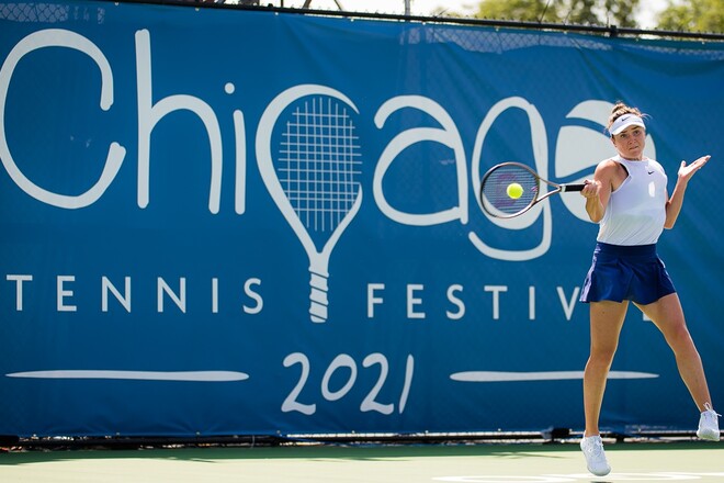 Свитолина на пути в полуфинал турнира в Чикаго впервые обыграла Младенович