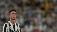 Роналду забрал свои вещи из раздевалки Ювентуса