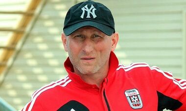Тренер Горняка-Спорт: «У судьи квалификации 0,0%. Это уже, б***ь, достало»