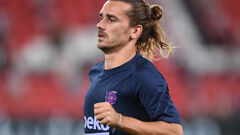 ОФИЦИАЛЬНО. В последнюю минуту. Гризманн вернулся в Атлетико из Барселоны