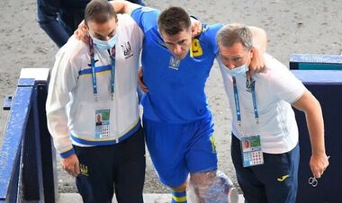 ФОТО. Бесєдін прийшов на милицях підтримати збірну України проти Франції