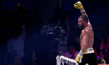 ФОТО. Ломаченко провел пробежку в Украине, Хабиб пожелал ему удачи