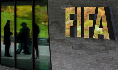 Обговорять формат ЧС кожні 2 роки. ФІФА проведе велику зустріч