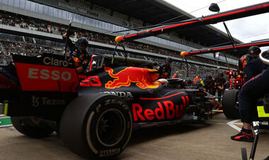 Рекордные 23 гонки и финиш до ЧМ-2022 по футболу. Каким будет календарь Ф-1