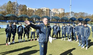 ФОТО. Збірна України завершила роботу і готується до вильоту до Фінляндії