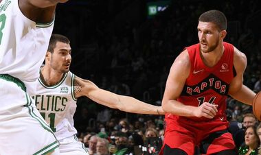 ВІДЕО. Михайлюк виконав яскравий данк, але був близький до провалу