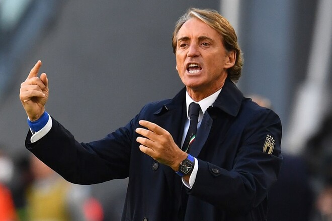 Роберто МАНЧИНИ: «Наполи и Милан играют гораздо лучше, чем Интер и Ювентус»