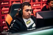Екс-гравця NAVI відрахували з команди за підозрою у грі на ставках