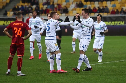 Команды Луческу преодолели 900-очковый рубеж в чемпионатах Украины