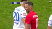 ВИДЕО. Толкнул Караваева в спину. Милевский получил желтую в матче с Динамо