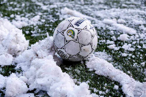 Прекратите играть зимой, не будьте идиотами. Россия упала в рейтинге УЕФА