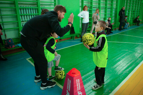 В Ровно прошло инклюзивная тренировка для детей от Parimatch Foundation