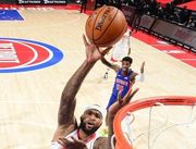 НБА. Детройт поступився Х'юстону, Михайлюк зіграв менше хвилини