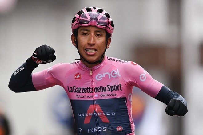 Джиро д'Італія. Друга перемога Берналя, фіаско Евенпула