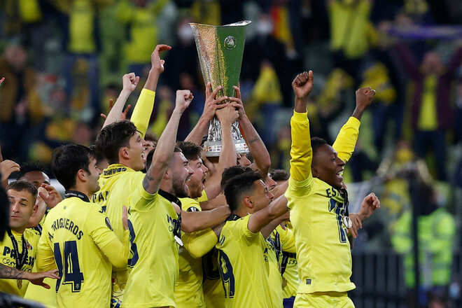 Вильярреал выиграл первый евротрофей в истории, не считая 2 Кубка Интертото