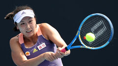 Домогался китайский экс-чиновник. WTA сделала заявление о деле Пэн Шуай