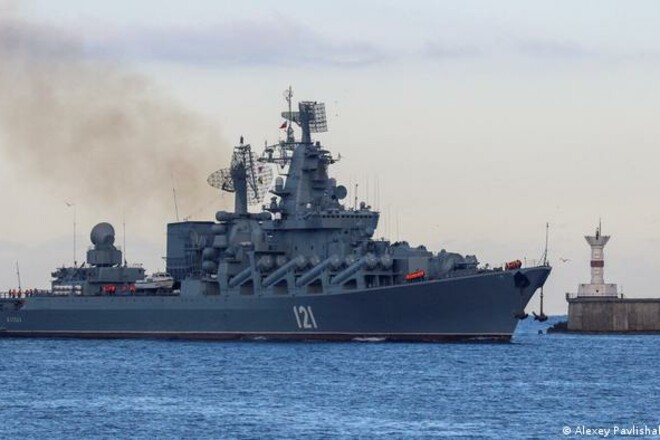 ЗСУ: «Потужний вибух перевернув крейсер Москва, він почав тонути»