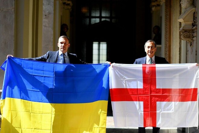 Шевченко встретился с мером Милана для поддержки Украины