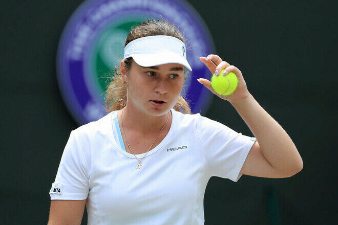 Снигур проиграла в полуфинале турнира ITF во Франции