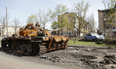 За прошлые сутки ВСУ уничтожили 400 россиян и 31 танк