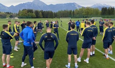ФОТО. Игроки Динамо и Довбик присоединились к сборной Украины