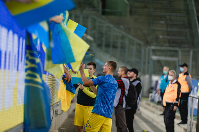 Перемога збірної України, Ребров достроково оформив чемпіонство в ОАЕ