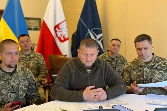 Залужный выступил в комитете НАТО: «Украина уже не только обороняется»