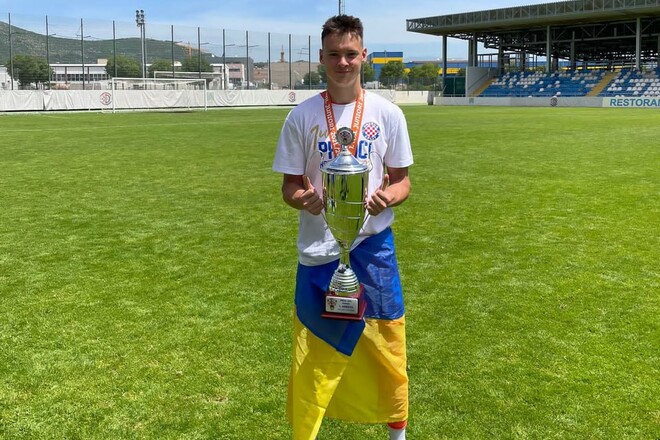 Вратарь сборной Украины стал чемпионом Хорватии