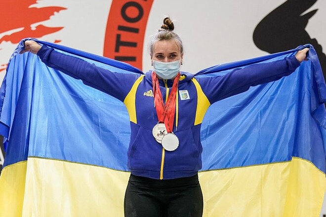 Украинка завоевала серебро чемпионата Европы по тяжелой атлетике