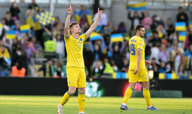 Циганков цікавий Ліверпулю, Ярмоленко хоче 2 млн, підготовка до Ірландії