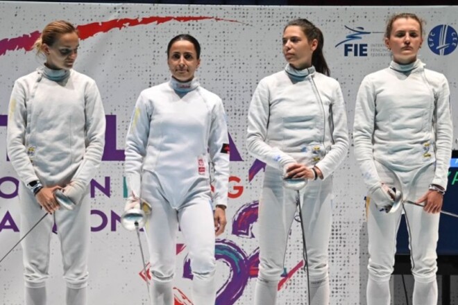 Впервые с 2005 года. Женская сборная Украины взяла бронзу ЧЕ по фехтованию