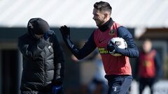 Защитник Днепра-1 перешел в португальский Шавеш