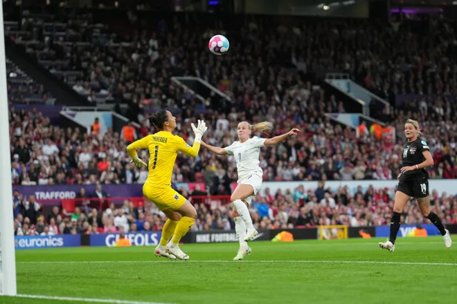 Женский Евро-2022 стартовал с победы Англии над Австрией в Манчестере