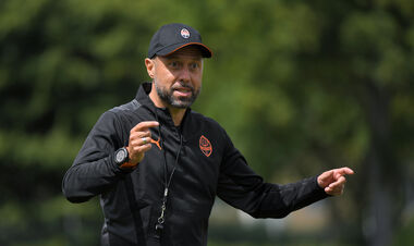 ФОТО. 27 игроков. Йовичевич провел первую тренировку в Шахтере